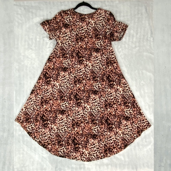 LuLaRoe Tiger Print Dress Womens XS Hi-Low Knee Length - Picture 2 of 12
